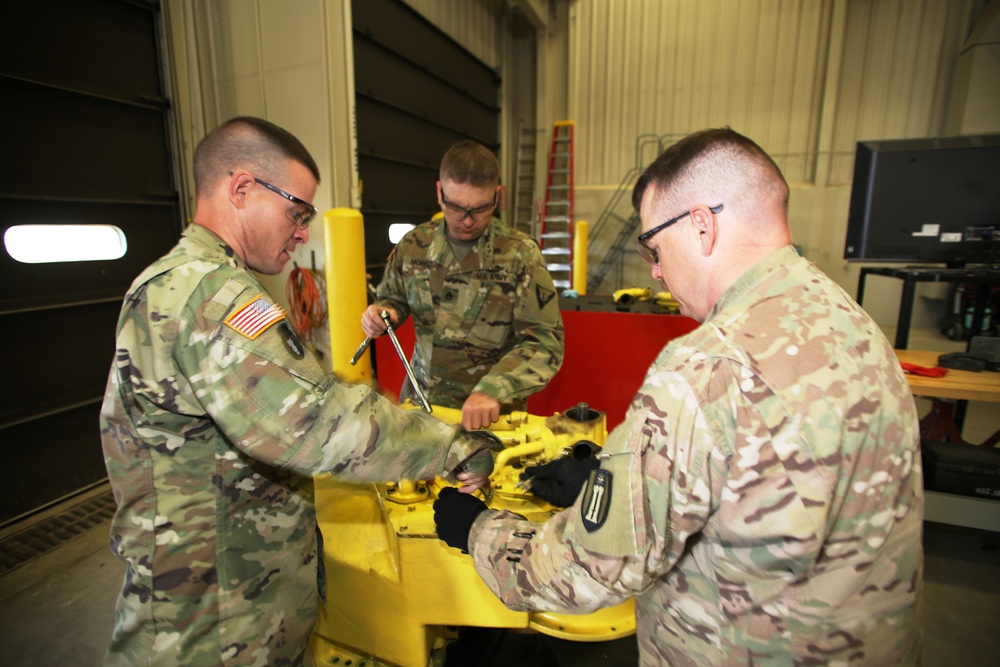 Soldiers build leadership, repairer skills in Construction Equipment Repairer ALC at Fort McCoy