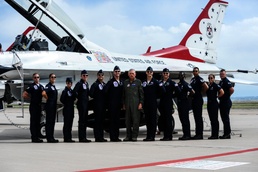 Oldest living Academy grad flies with Thunderbirds