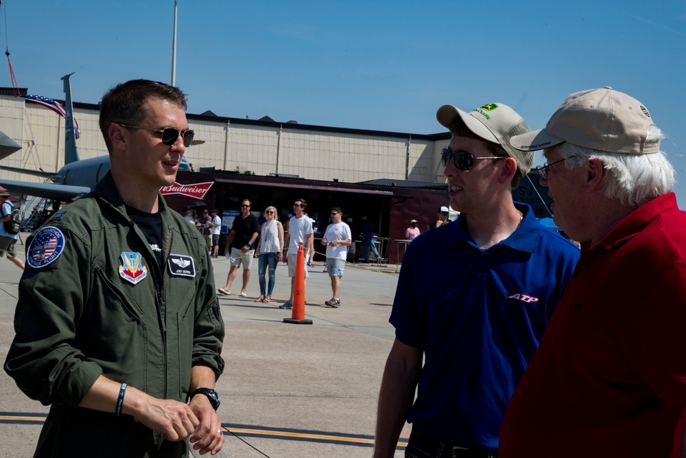 A-10 Heritage Team performs at Wings Over Wayne Airshow