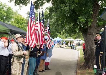 Community pauses to honor fallen heroes