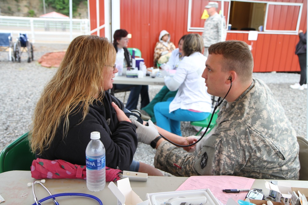 Desert Medics Provide Medical Care in the Mountains