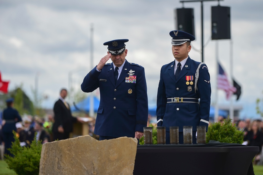 Aurora honors those who have fallen at Colroado Freedom Memorial ceremony