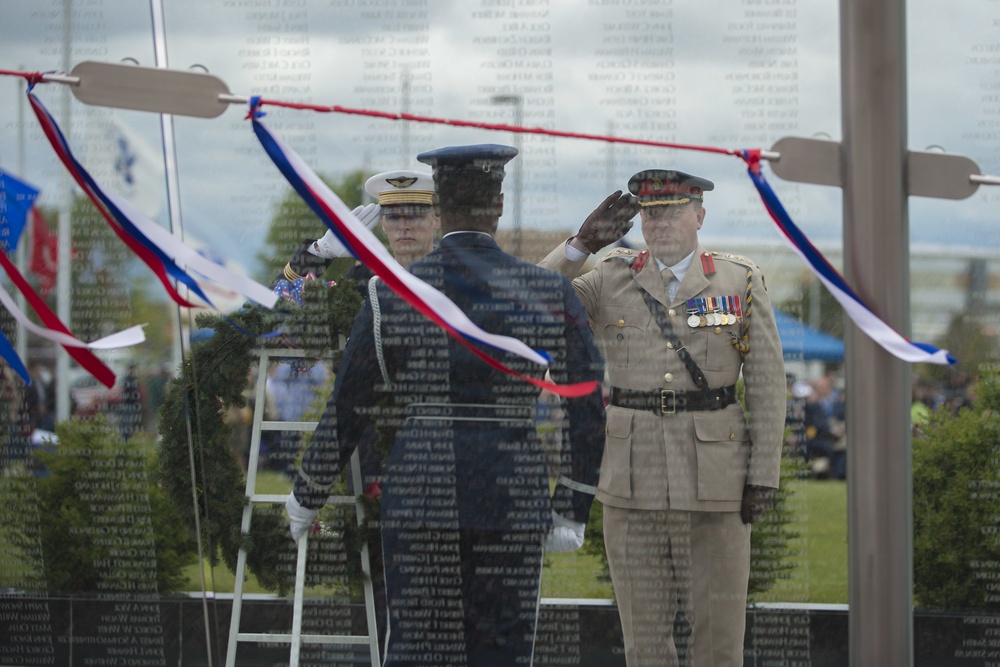 Aurora honors those who have fallen at Colroado Freedom Memorial ceremony