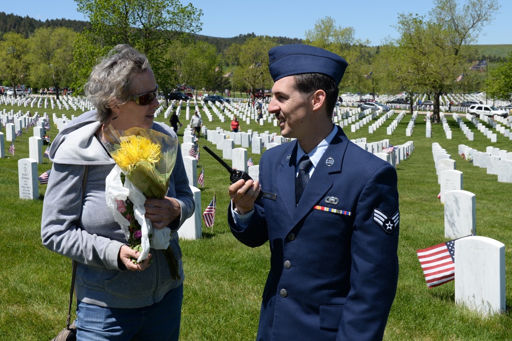 Black Hills National Cemetery remembers fallen veterans, Ellsworth Airmen help honor them