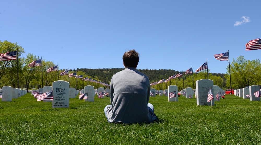 Black Hills National Cemetery remembers fallen veterans, Ellsworth Airmen help honor them