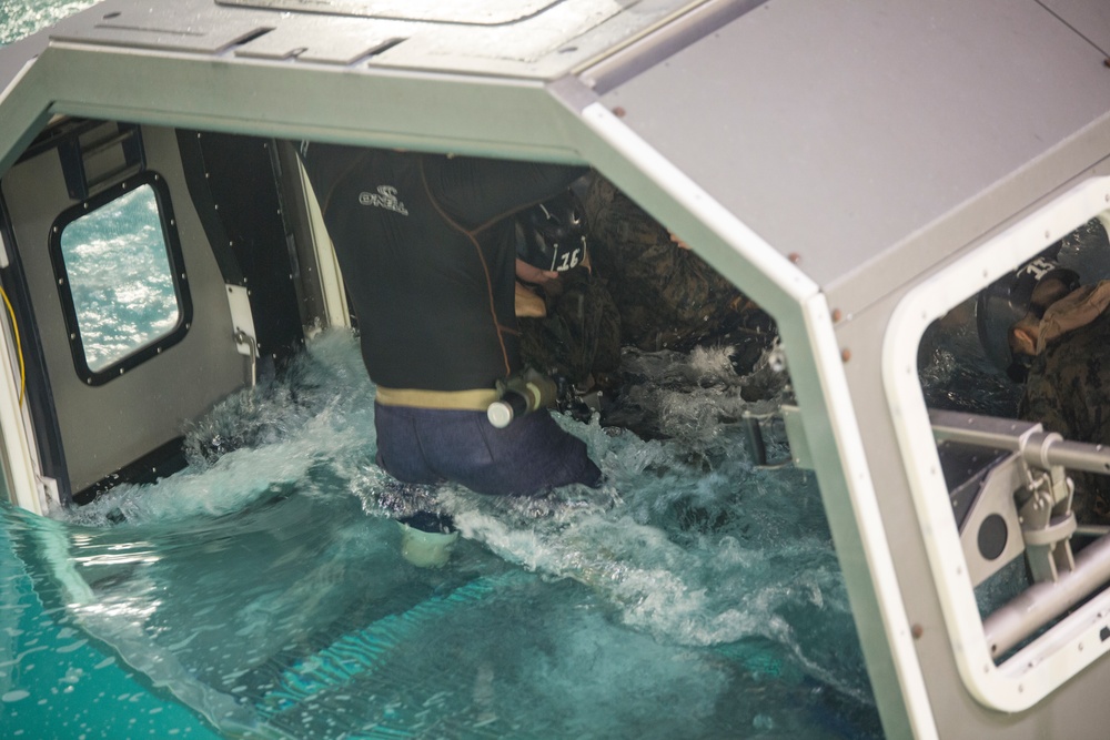 The plunge: 2/6 conducts helicopter underwater egress training