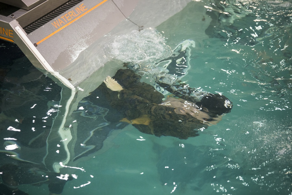 The plunge: 2/6 conducts helicopter underwater egress training