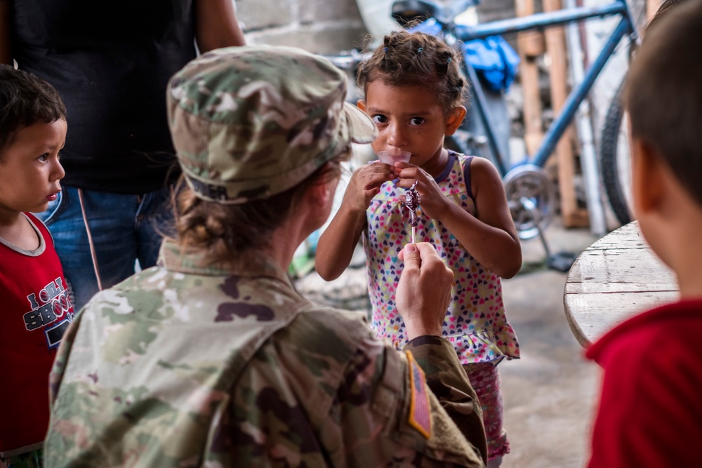 CHN weekly mission in Comayagua