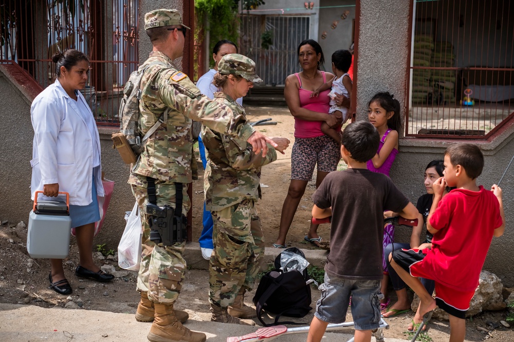 CHN weekly mission in Comayagua