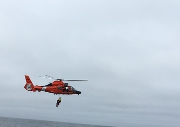 Coast Guard rescues 2 individuals from vessel in distress near Morro Bay