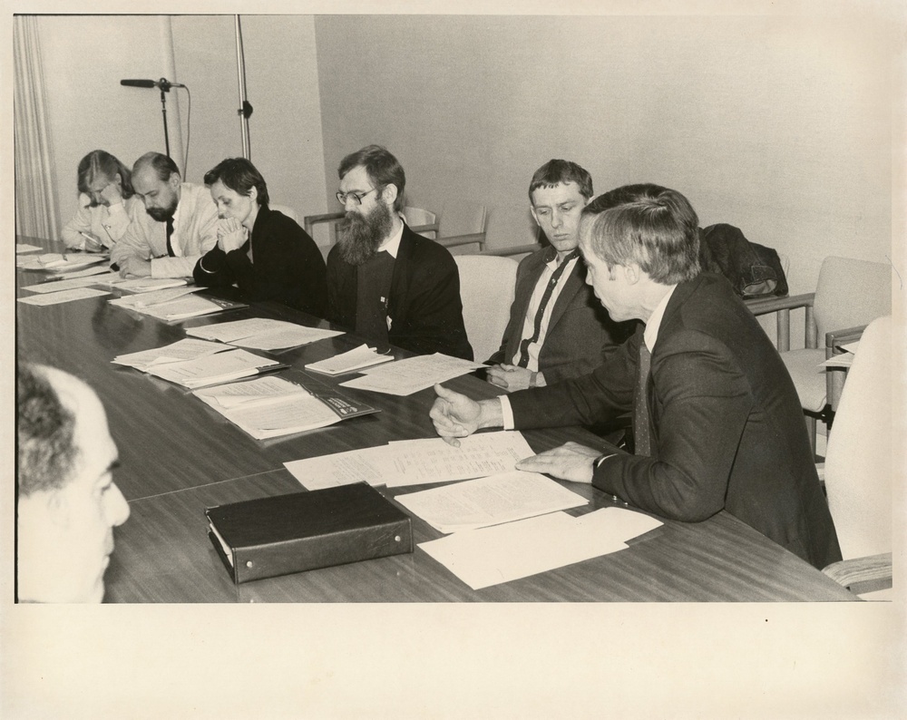 Signing of Enterprise Fund for Polish &amp; Hungarian Americans