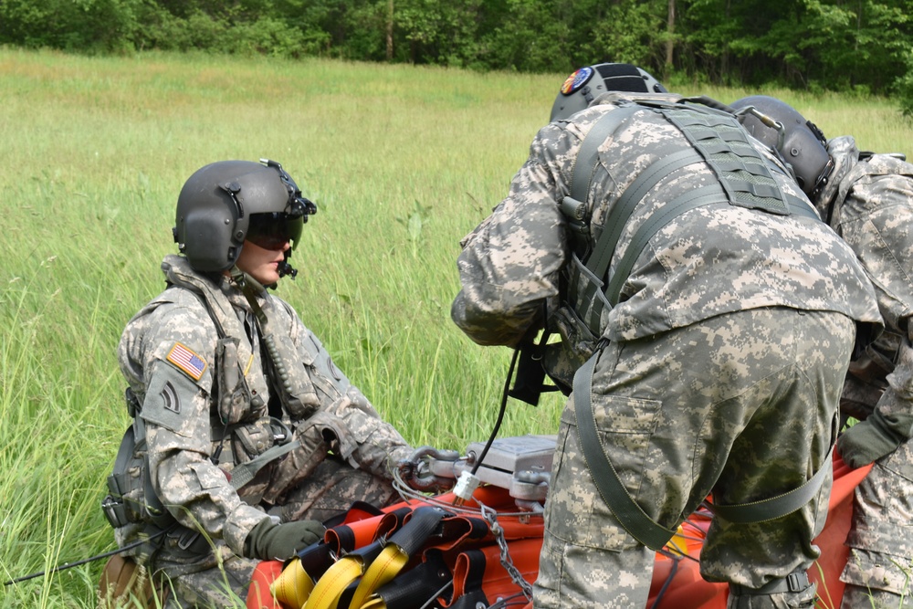 New York Army National Guard aviators conduct fire bucket training