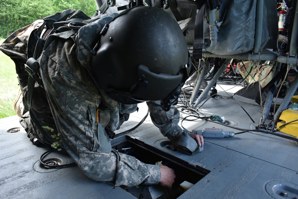 New York Army National Guard aviators conduct fire bucket training