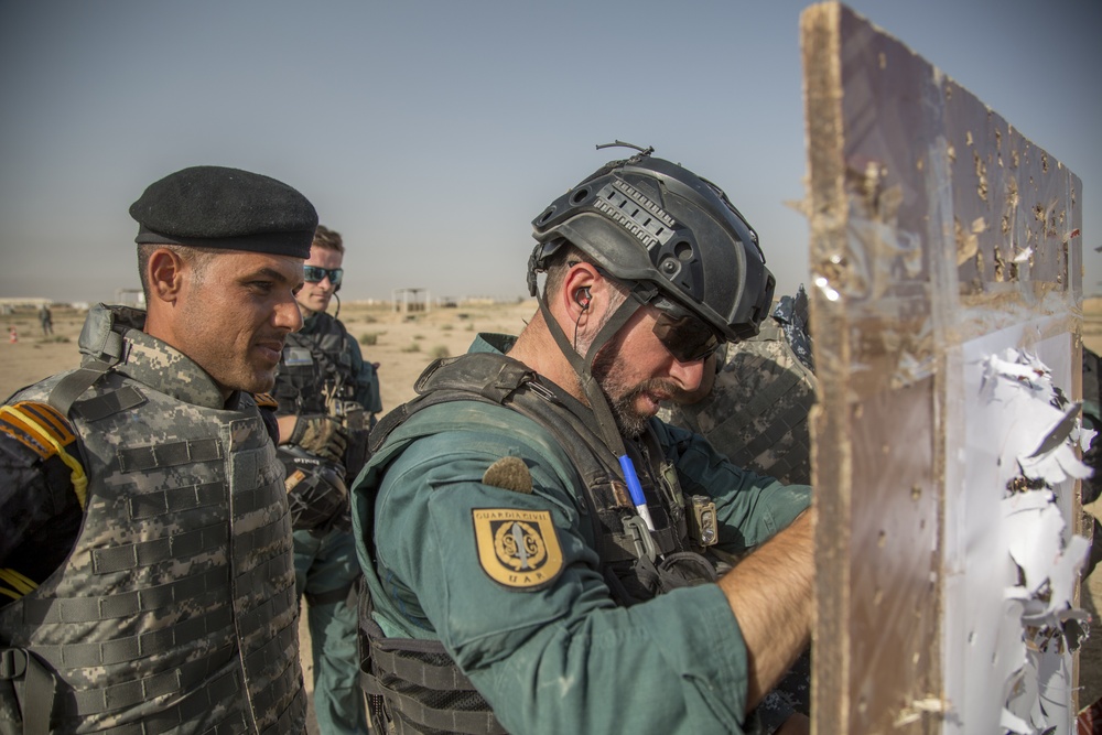ISF AK-47 training led by Spanish Guardia Civil GAR