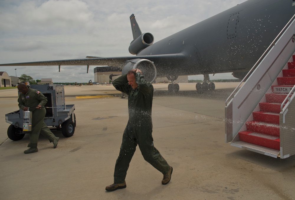 Ops Group commander flies final flight with the Freedom Wing