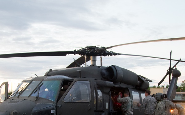 Maple Resolve 17: Aviation annual training, helicoptering done right, eh?