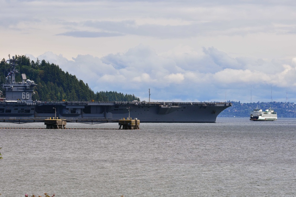 USS Nimitz, USS Shoup and USS Kidd Depart for Deployment