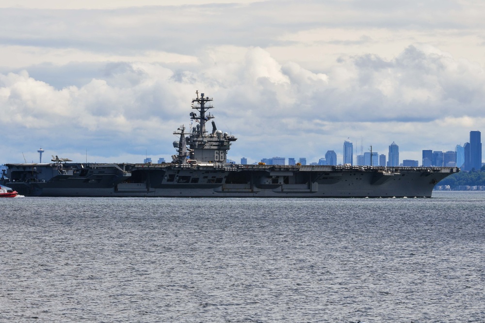 USS Nimitz, USS Shoup and USS Kidd Depart for Deployment