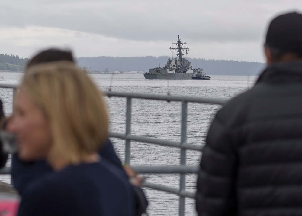 USS Nimitz, USS Shoup and USS Kidd Depart for Deployment