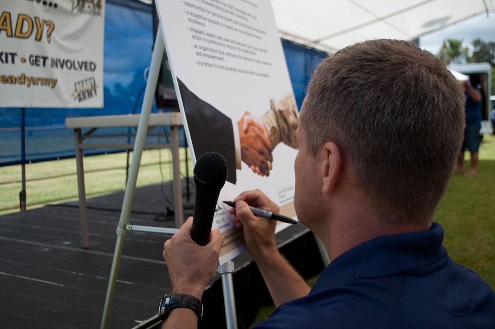 Pledge signed for Service Culture initiative