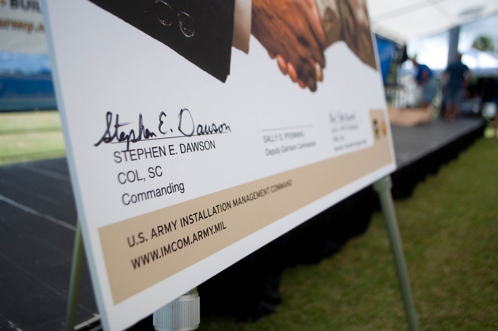 Pledge signed for Service Culture initiative