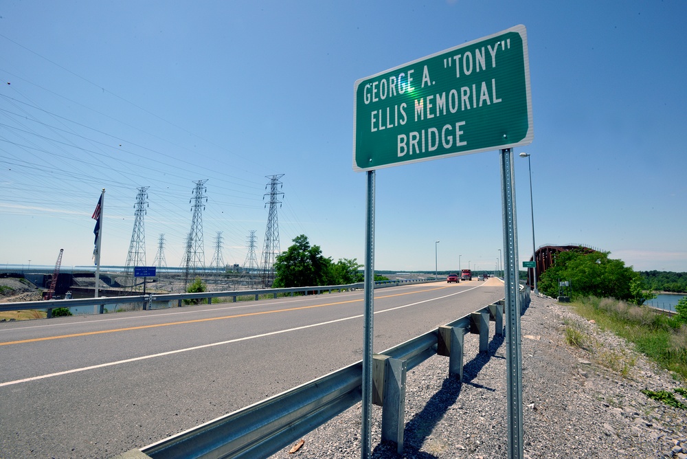 Bridge named in memory of Ellis former Corps Kentucky Lock resident engineer