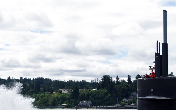 USS Nebraska (SSBN 739) Departs PSNS &amp; IMF for Sea Trials