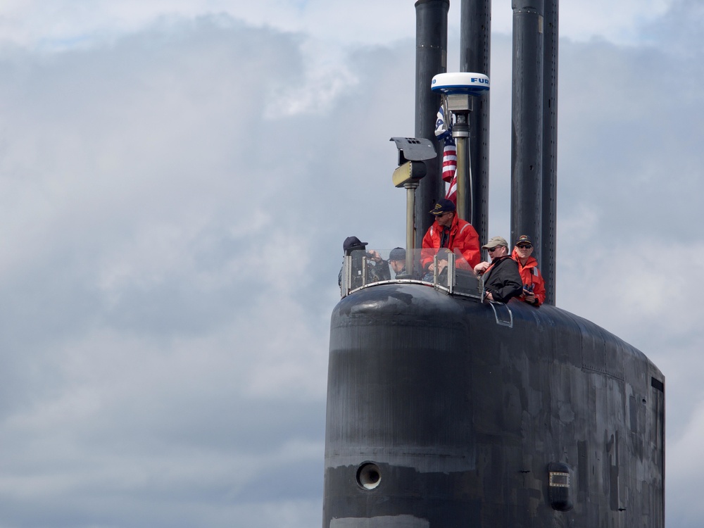 USS Nebraska (SSBN 739) Departs PSNS &amp; IMF for Sea Trials