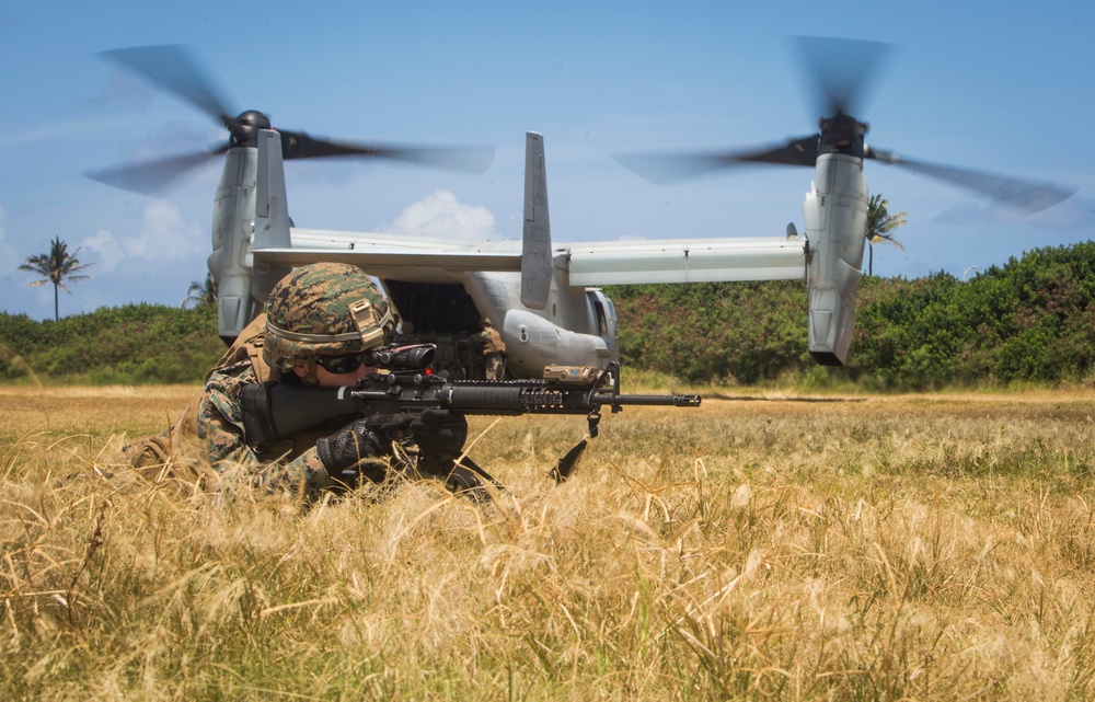 Heavy lifting: 1/12, VMM-268 pack up and take off