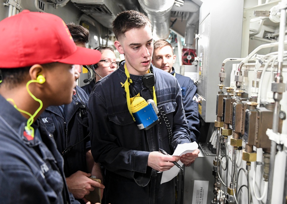 USS Wayne E. Meyer Conducts Engineering Drills