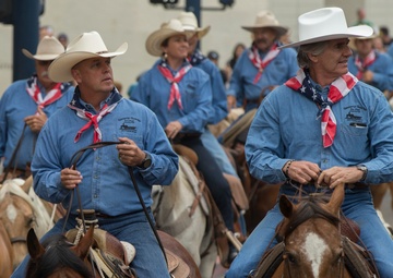 Retired Marine reminiscences during Gaslamp cattle drive