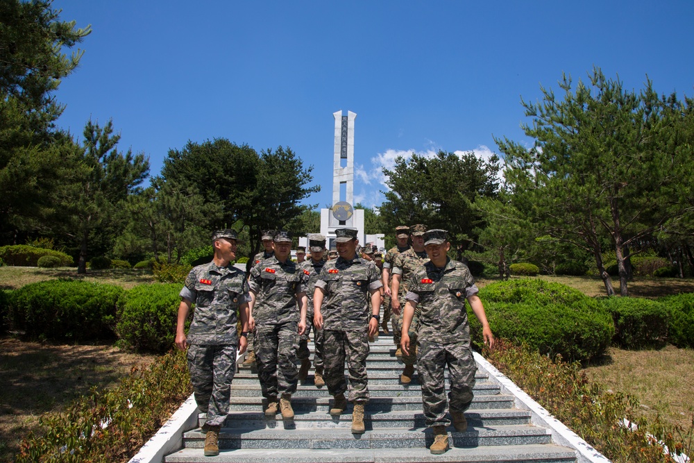 U.S. Marines and R.O.K. Marines Remembrance Ceremony