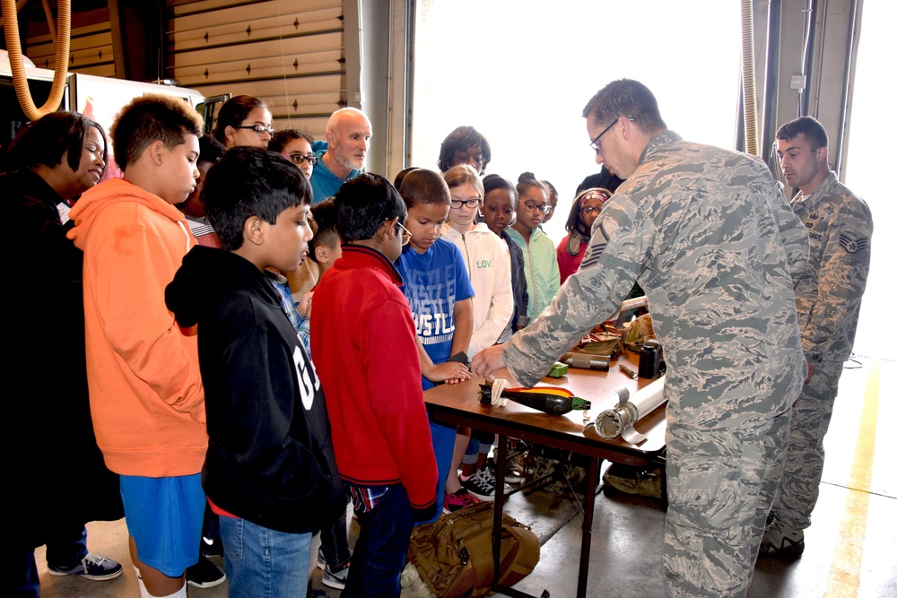 Thurgood Marshall Elementary Students Visit the Delaware Air National Guard