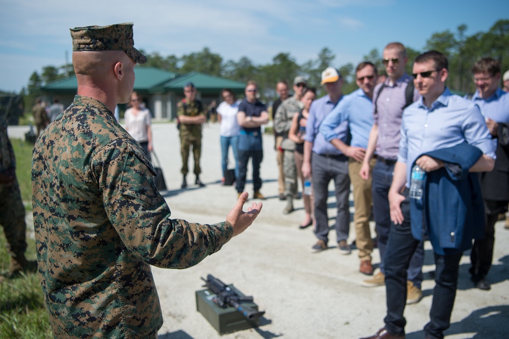 DSD observes static displays with members of Nordic-Baltic Forum