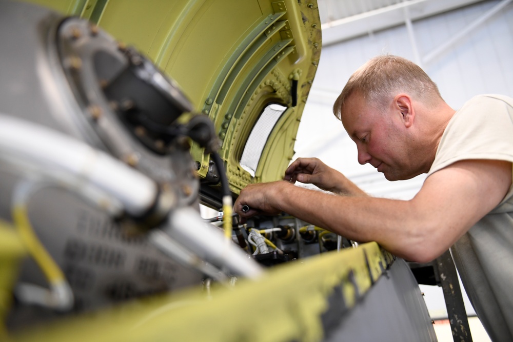 C-130 Hercules Aircraft Maintenance