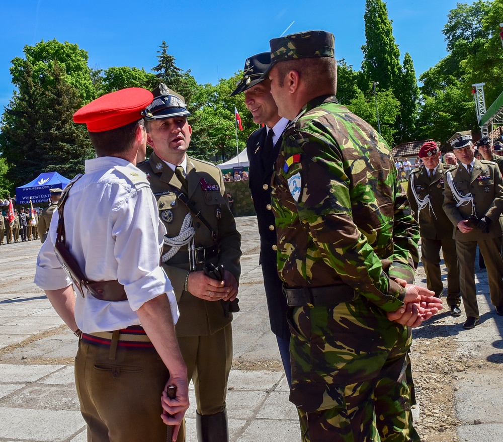 Battle Group Poland soldiers support Polish Veteran’s Day Celebration