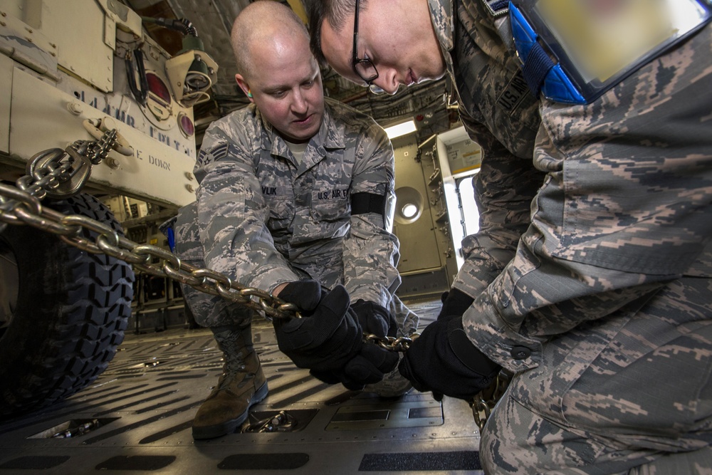 Joint Aerial Port and Army mobility exercise