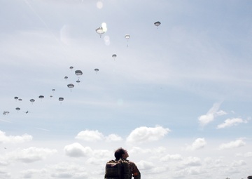 29th Infantry Division Supports Commemorative Paratrooper Drop in France