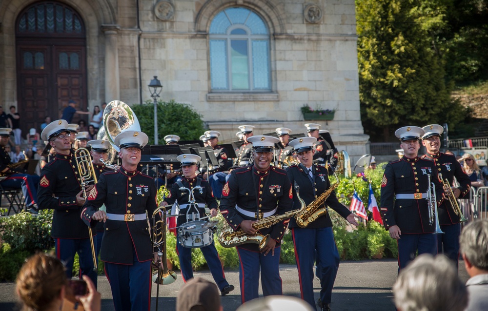 1st Marine Division Band Tours Europe