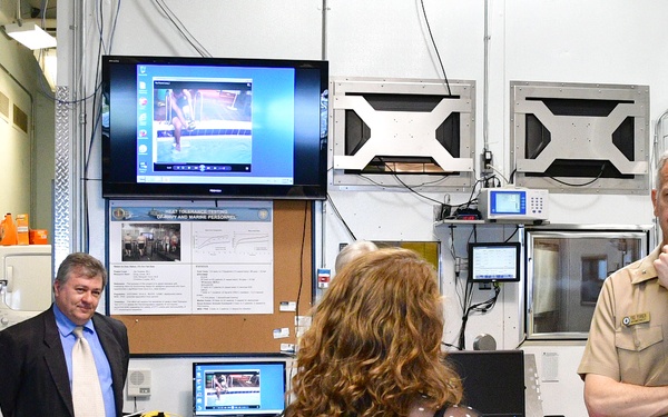 NMW Commander Visits NHRC