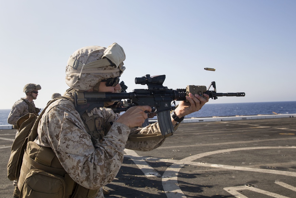 24the MEU deck shoot
