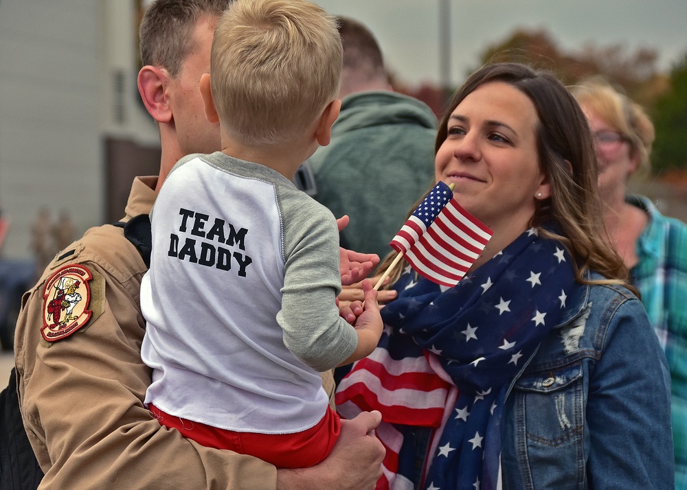 143 AW Airmen Return Home