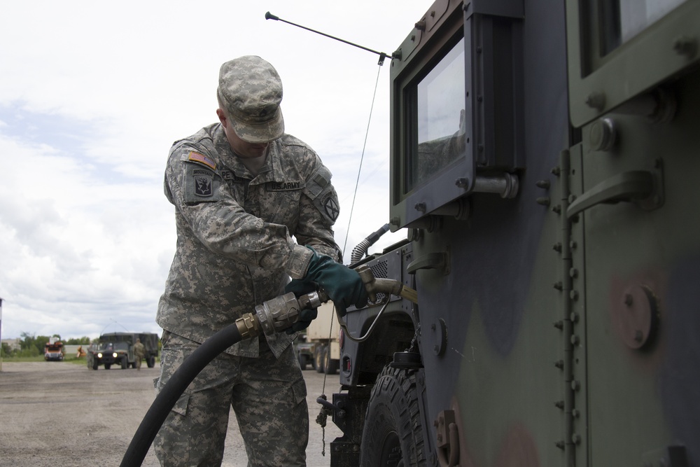 Soldier Fuels Humvee