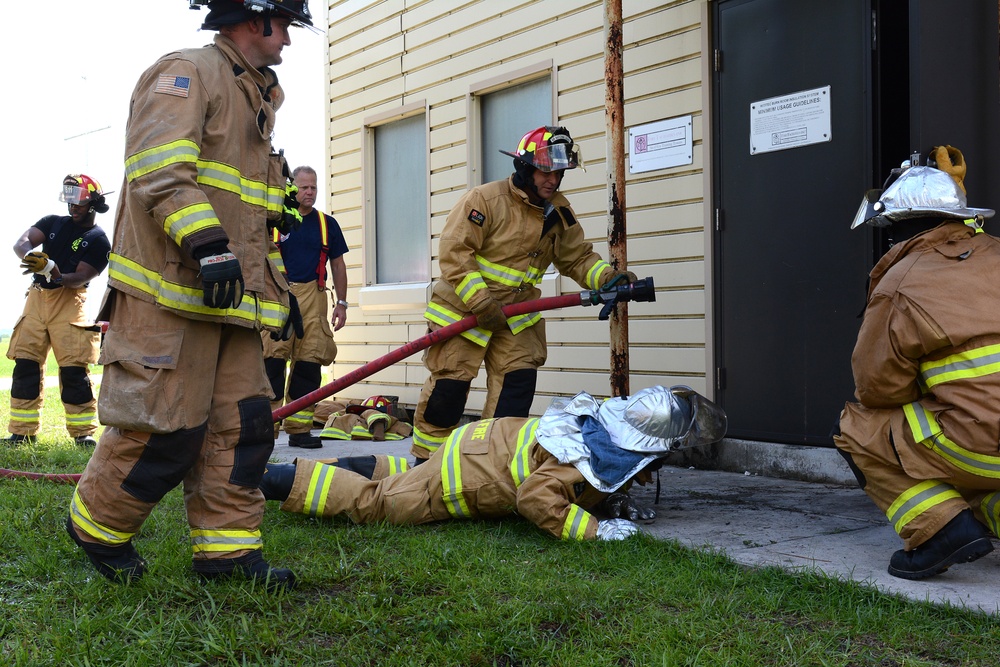 125th Fighter Wing firefighters get hands-on training at Naval Air Station Jacksonville