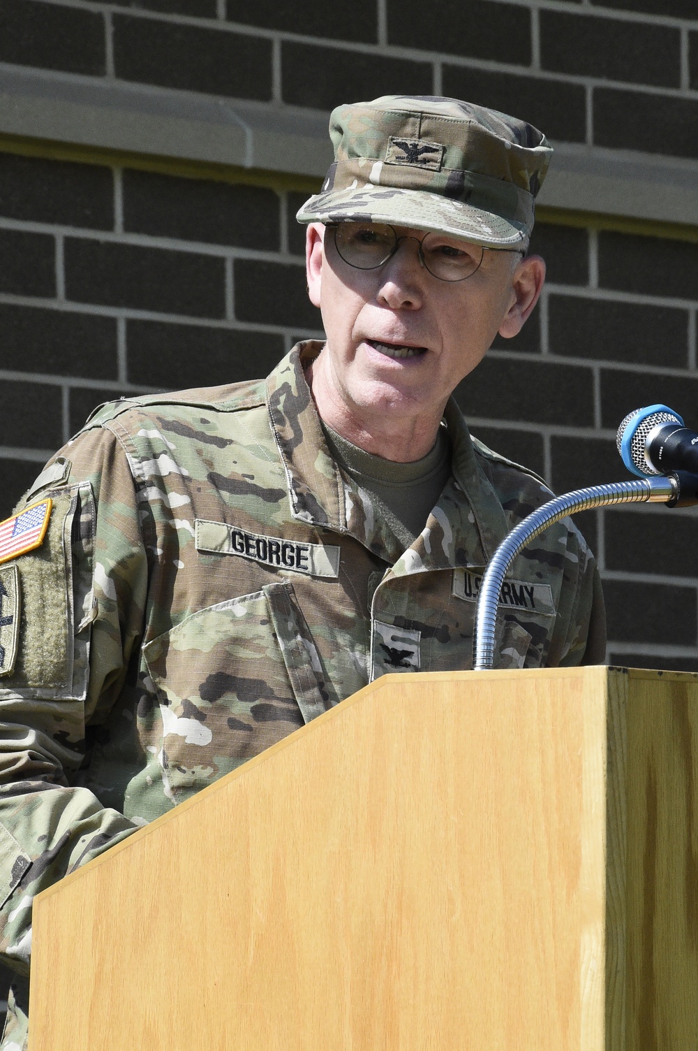 New leader takes command of Red Arrow Brigade