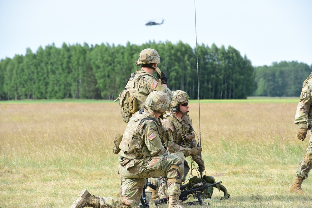 Battle Group Poland U.S. Soldiers conduct air assault training