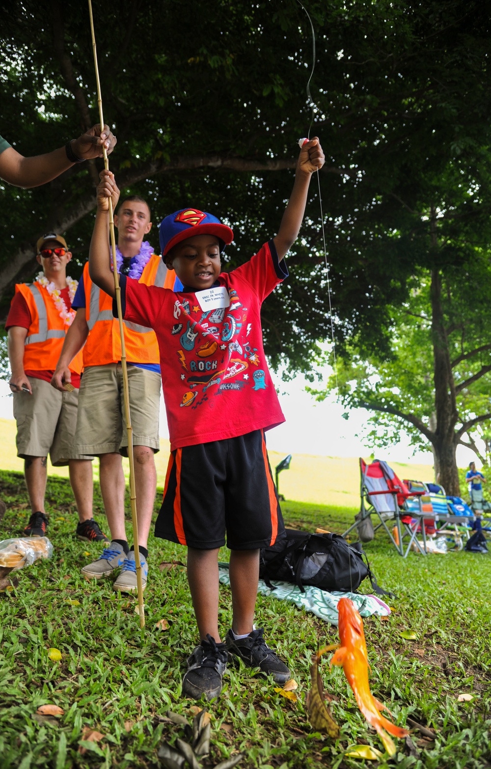 Keiki compete for biggest catch Keiki compete for biggest catch