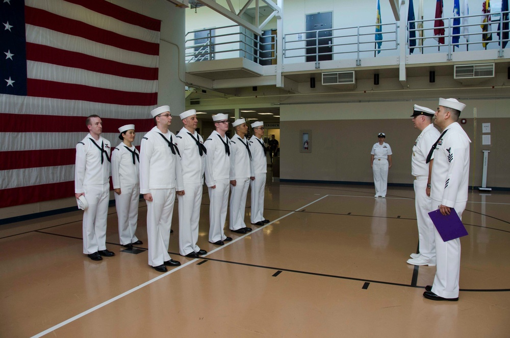 NOSC Portland Conducts Uniform Inspection