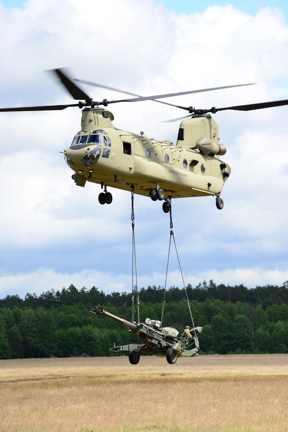 M777 Howitzer Sling Load Training in Orzysz Poland