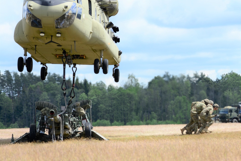 M777 Howitzer Sling Load Training in Orzysz Poland